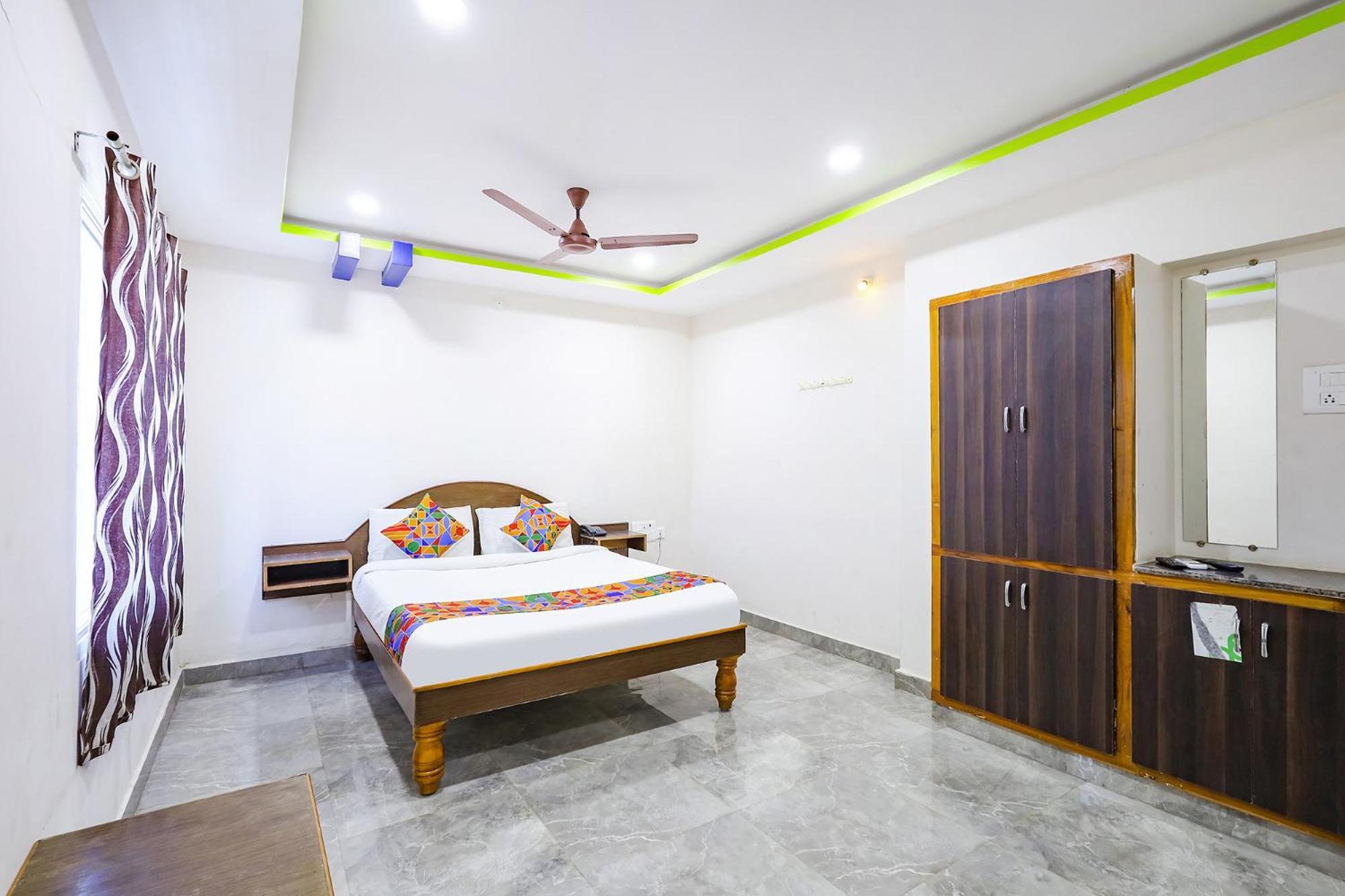 Capital O Lakshmi Residency Hotell Tirupati Exteriör bild