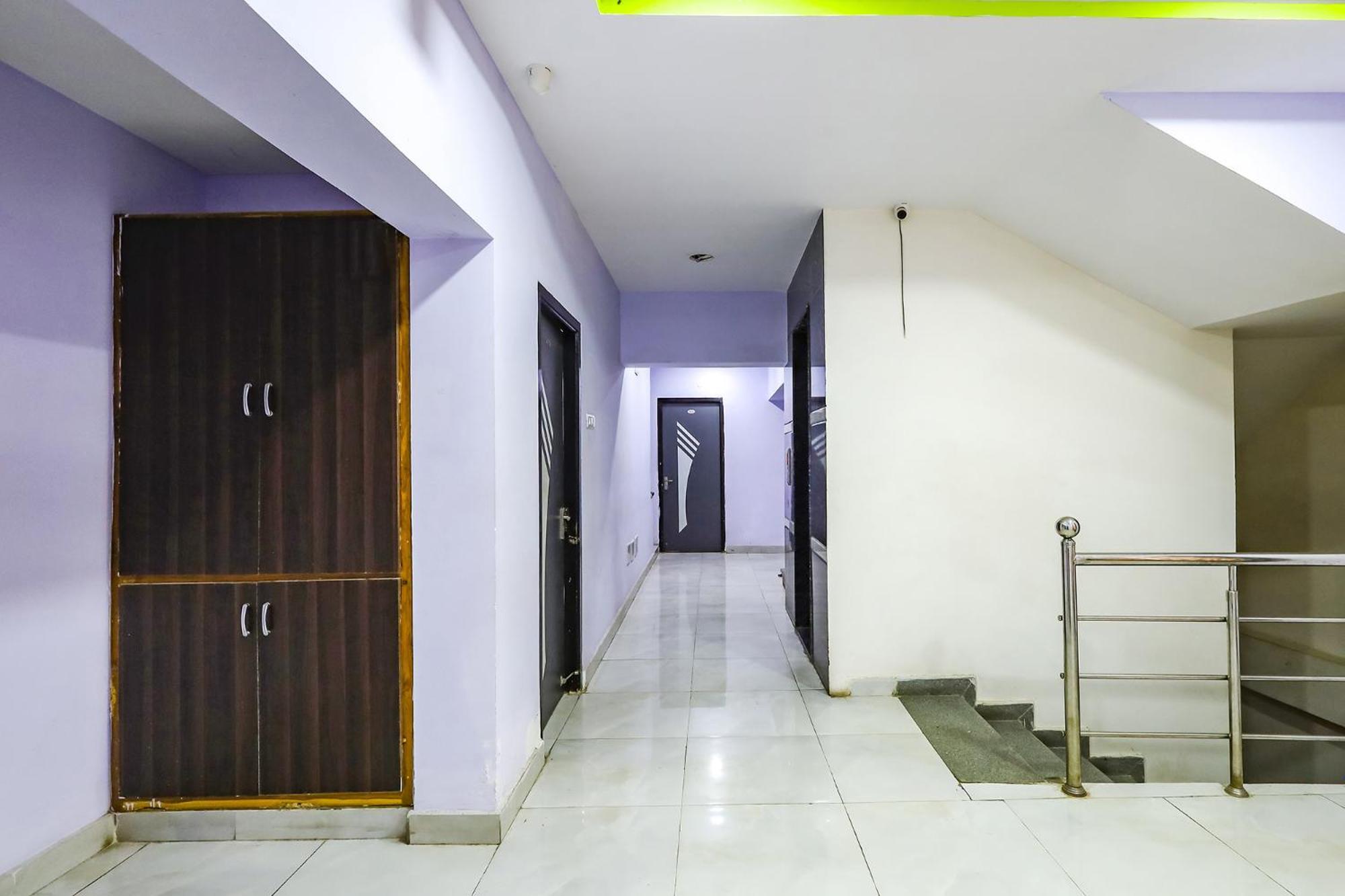Capital O Lakshmi Residency Hotell Tirupati Exteriör bild