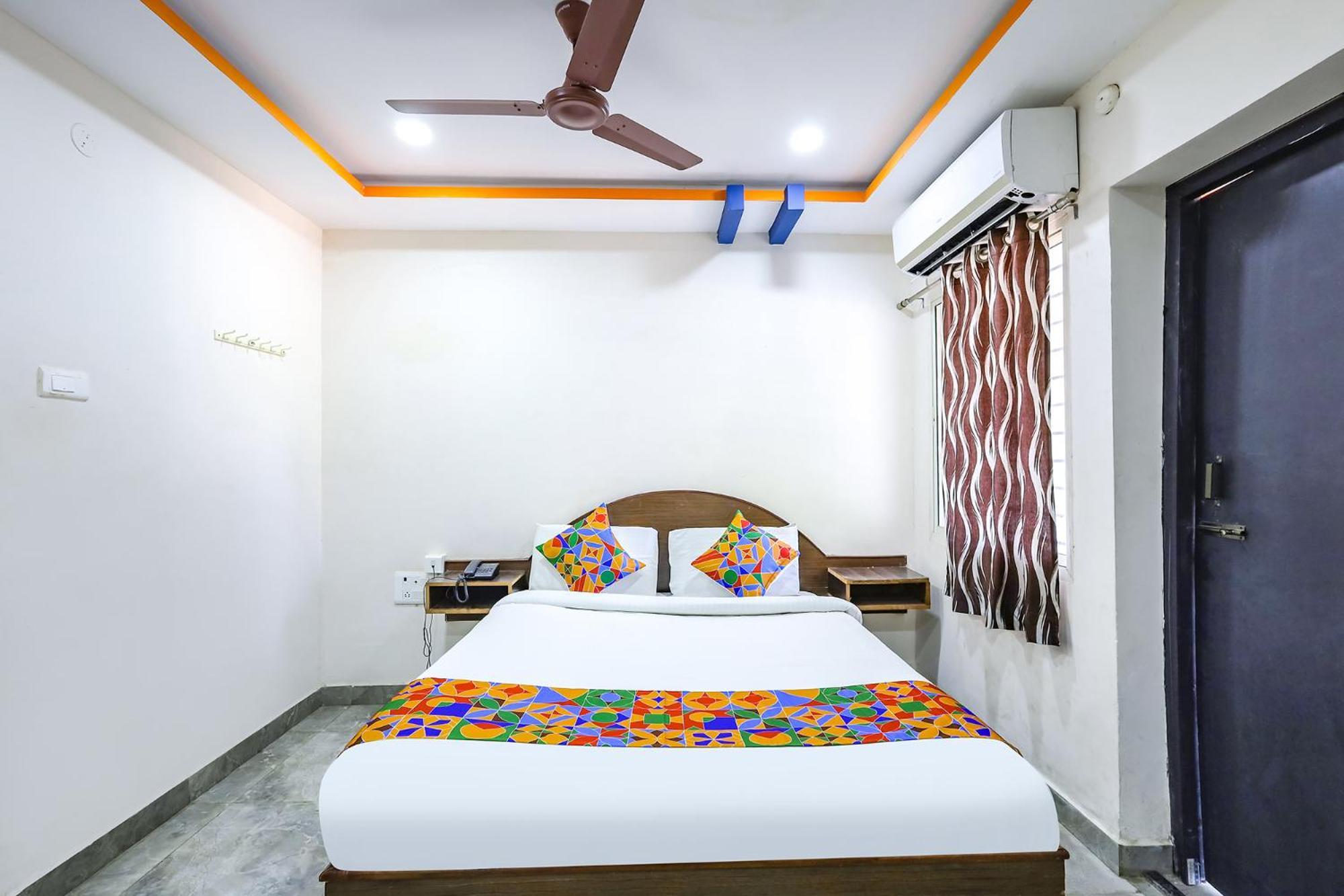 Capital O Lakshmi Residency Hotell Tirupati Exteriör bild