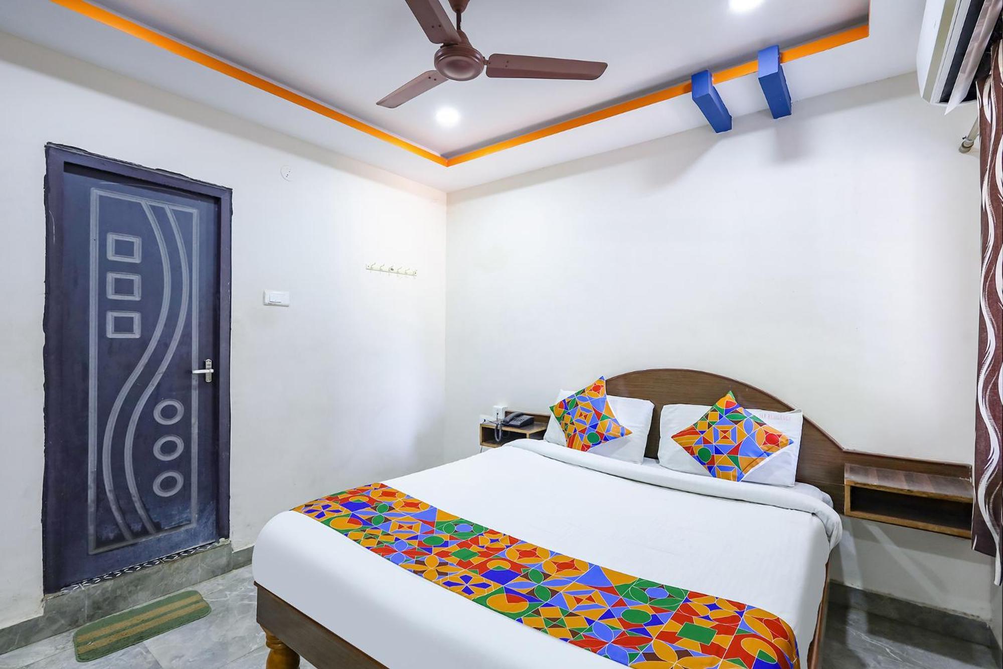 Capital O Lakshmi Residency Hotell Tirupati Exteriör bild
